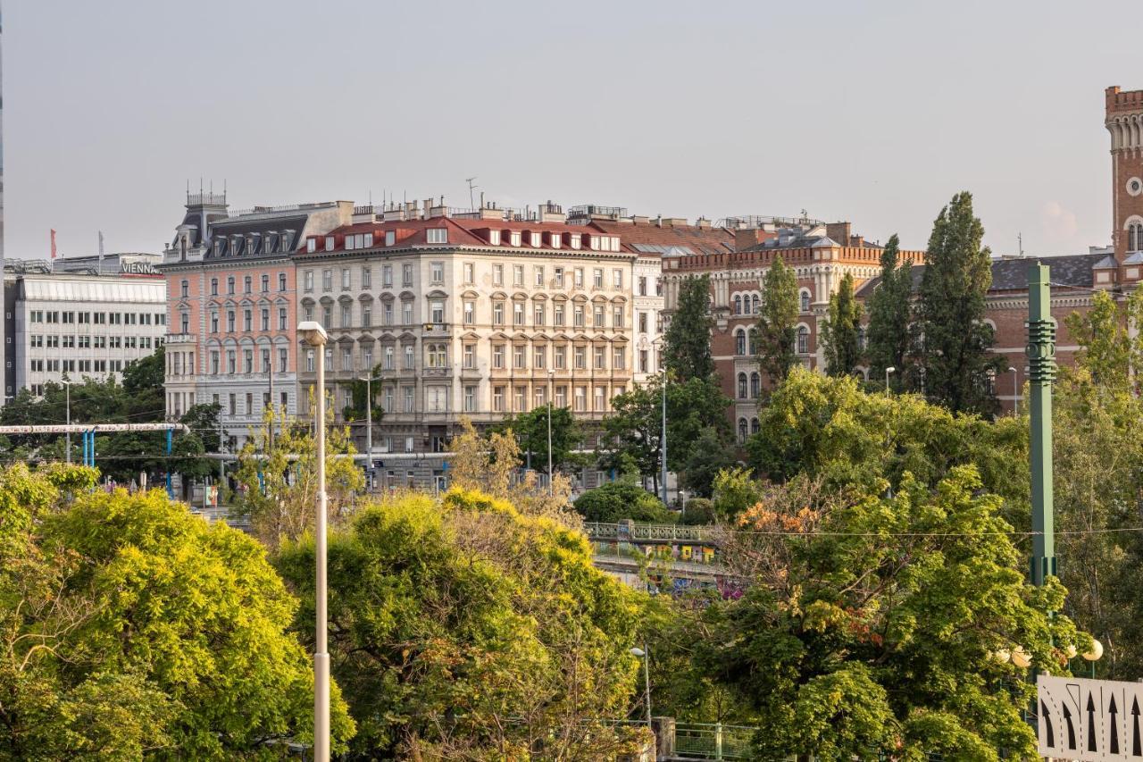 Central-new ; Marvelous Views Apartment Wien